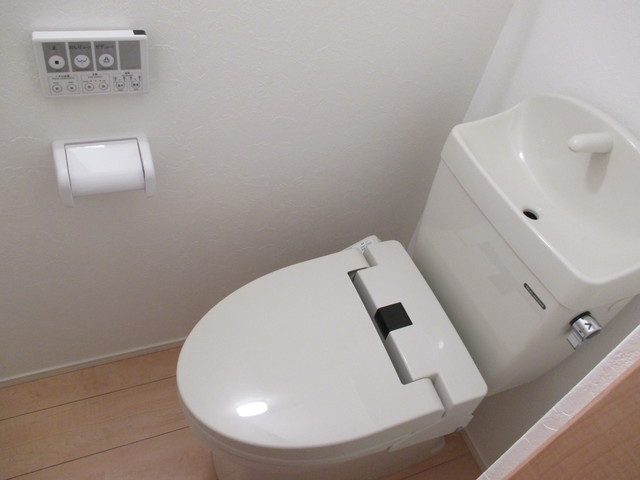 アプリコットハウスⅡ0104号室 トイレ