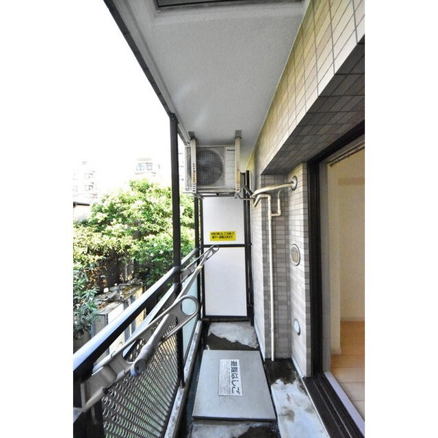 カスタリア新宿七丁目 内観