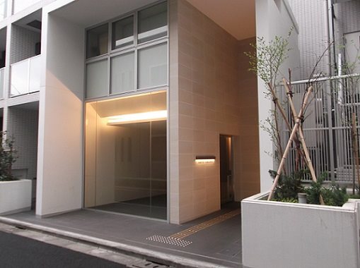 レジディア笹塚Ⅱ エントランス