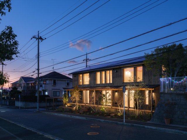 Kizuki Terracehouse 川和台 圧迫感のない開けた道路に面しています。