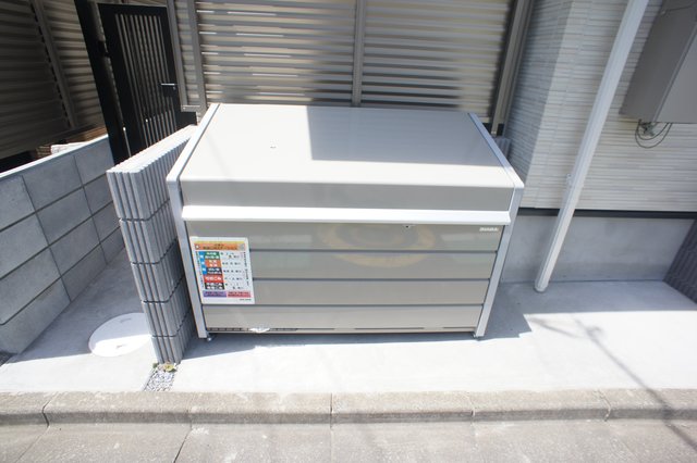 Ａｖａｎｔｉ小仲台0103号室 敷地内ゴミ捨て場