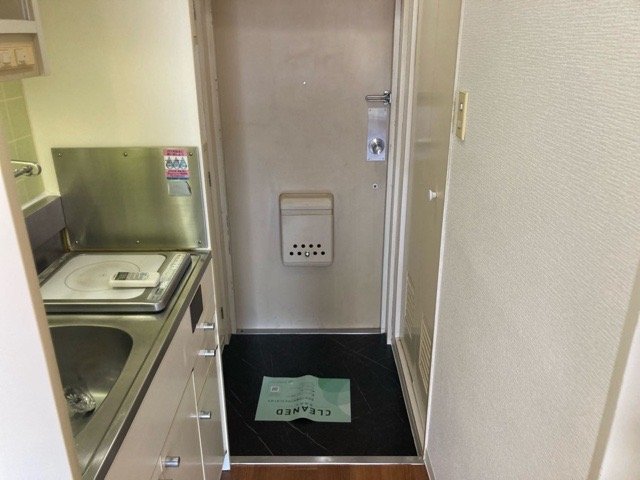 ウィンベルソロ北綾瀬第１０ 玄関