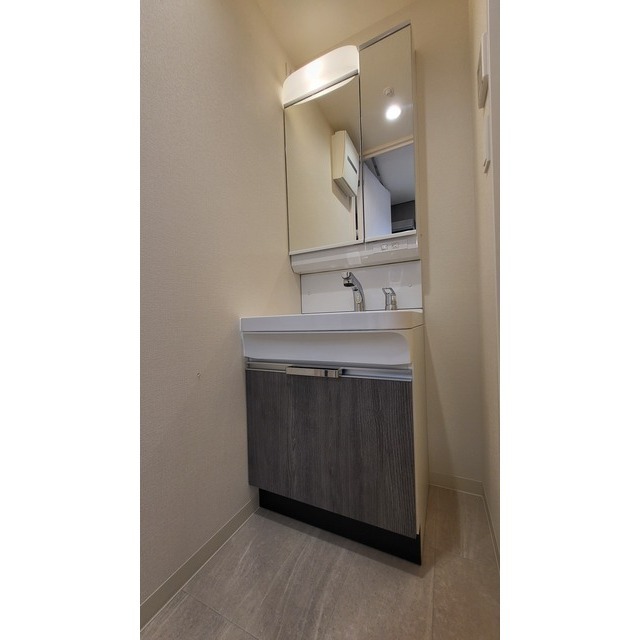 プレサンスブルーム浅草North0405号室 内観