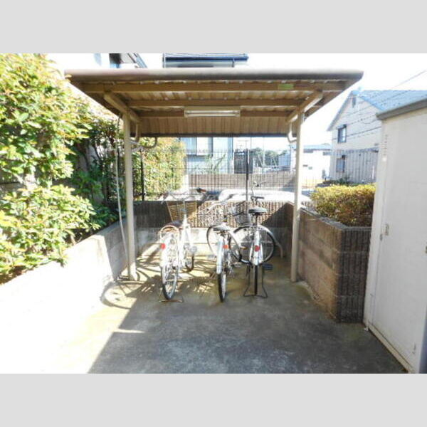 リヴィエールⅡ 駐輪場