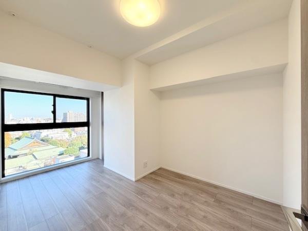 エレミ本蓮沼10階 リビング