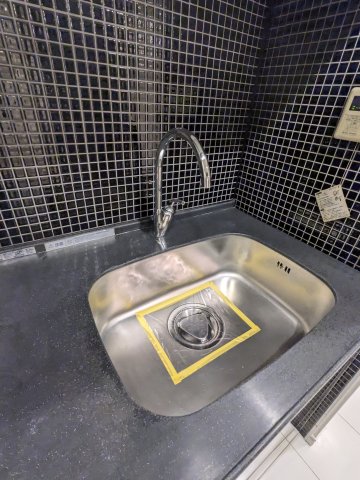 エルエースイート上野1303号室 駐車場