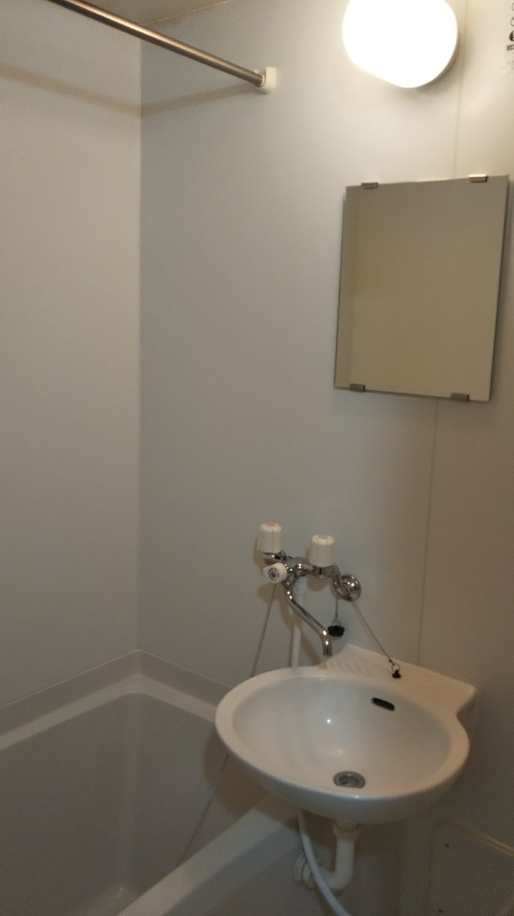 レオパレスハヅキ木更津203号室 内観