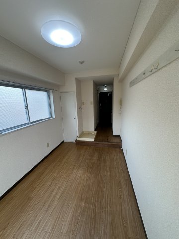 鈴木ビルヴァンハウス杉田 寝室