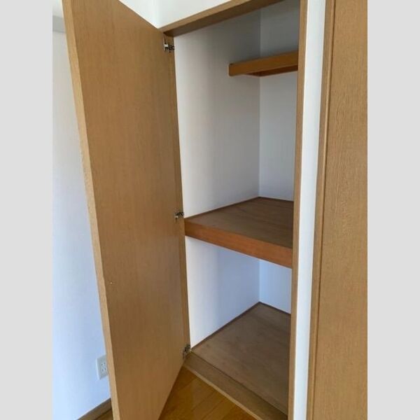 Park　K-1 301号室 収納