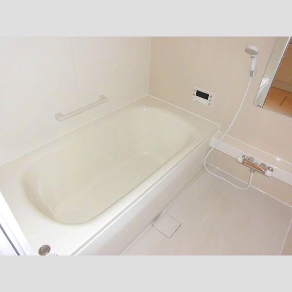 モンターニュ101号室 一坪風呂