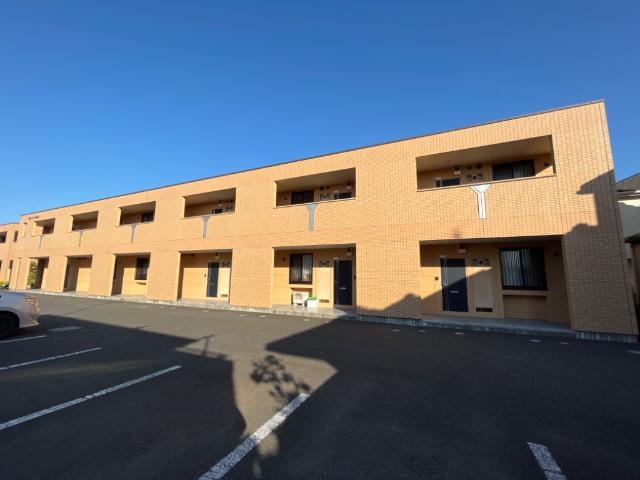 カーサ・デ・成田Ａ 外観写真（昼）