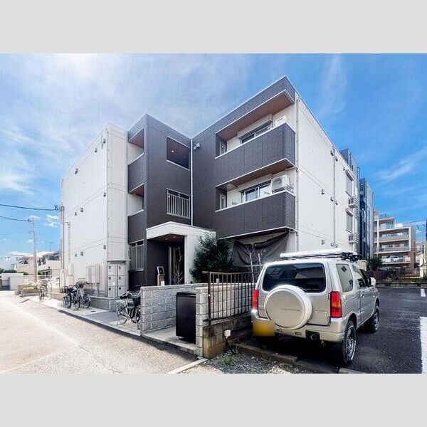 コリーヌヴェール日進201号室 外観