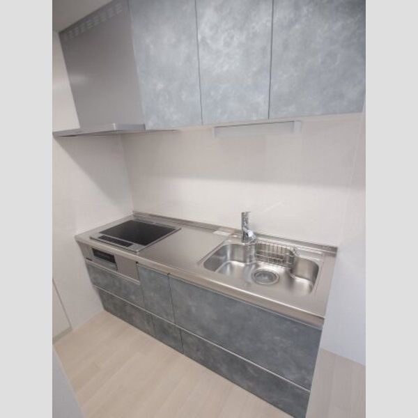 ベルメゾン北葛西 グリル付きIHシステムキッチン新品です♪