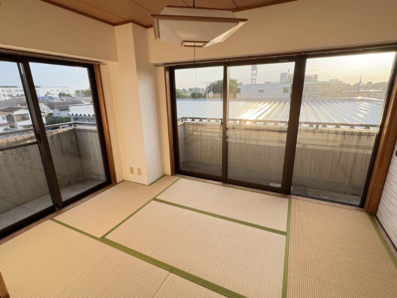 ロイヤルプレステージ3階 他区画の写真です