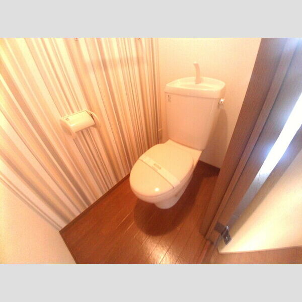 メルヴェーユ橋本 トイレ