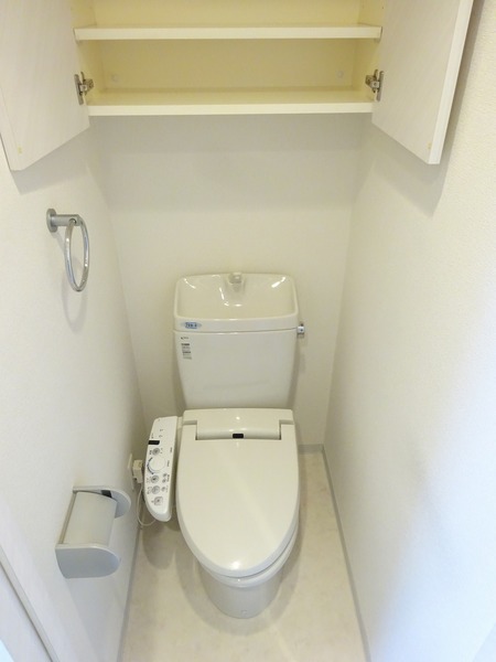 ＤＯＬＣＥ　ＹＯＫＯＨＡＭＡ関内 トイレ