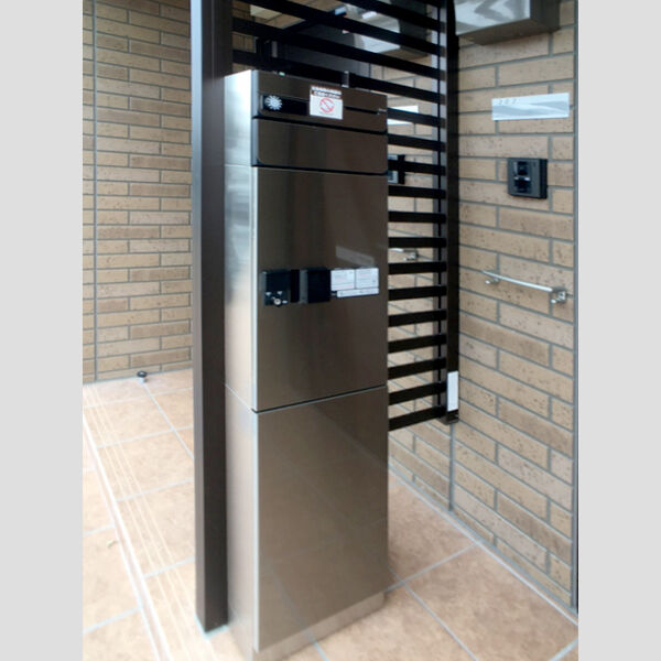ターナ木曽西　A棟 玄関