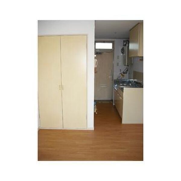 エステートピア原2 リビング