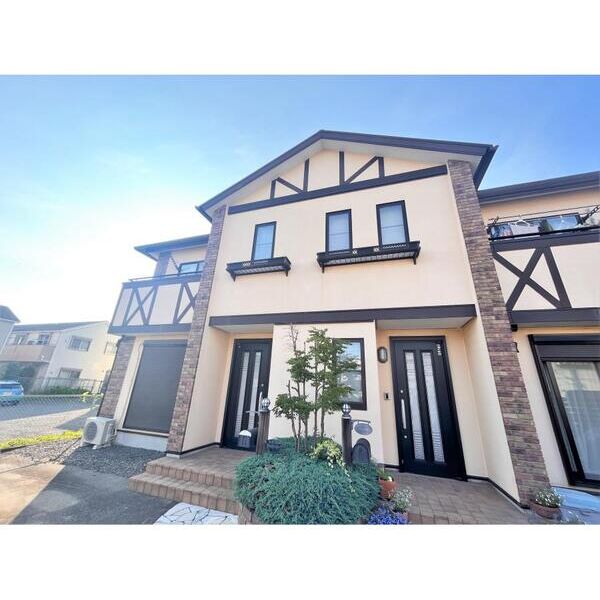 相武台貸家(テラスハウス) 外観