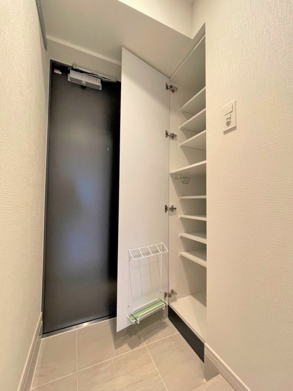 DeLCCS IKEBUKURO10階 玄関