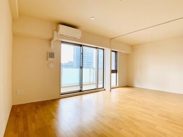 ＳＨＩＮＴＯ　ＣＩＴＹ　（Ｉ街区・ＩＩ街区） リビング