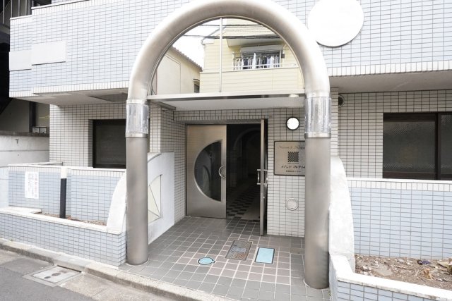 メゾン・ド・マルグリット2階 エントランス