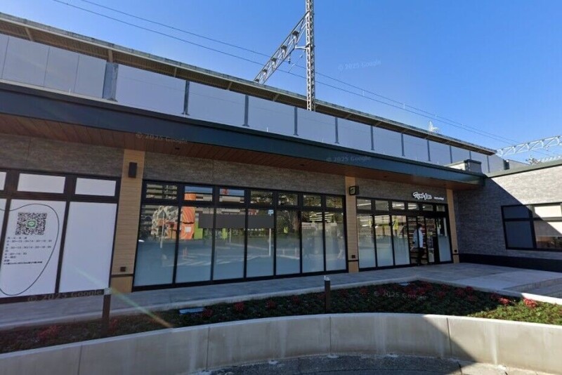 センターパーク新柏A棟(E-207A)2階 マツモトキヨシEQUiA新柏店