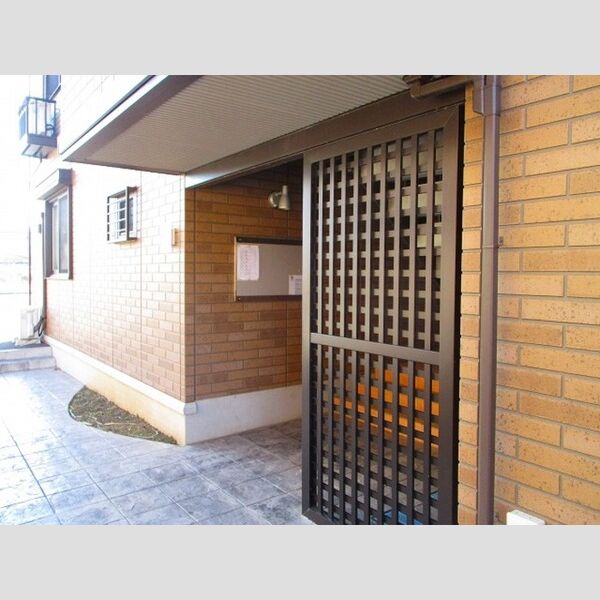 フェザント　B101号室 エントランス