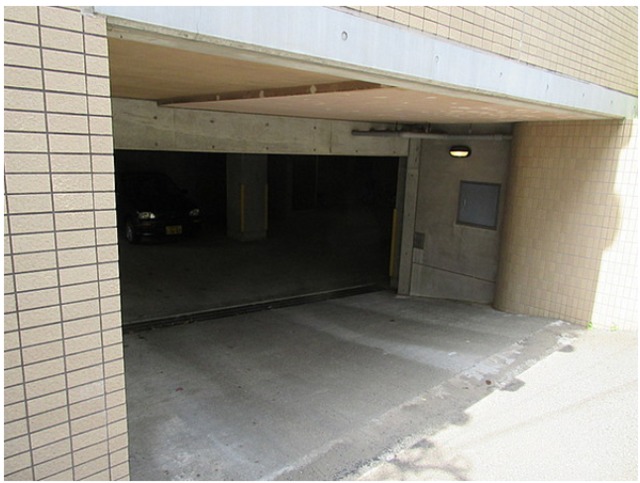 ヒロビル0203号室 駐車場