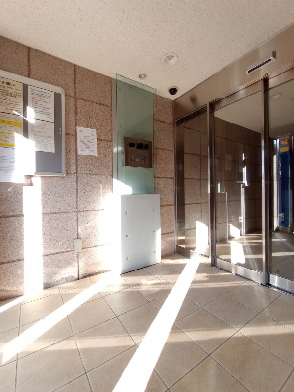 クレイシア北新宿 エントランス