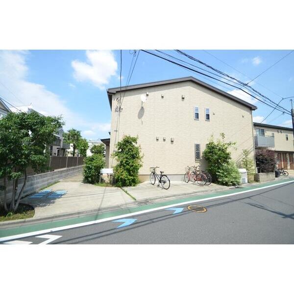 ティール101号室 エントランス