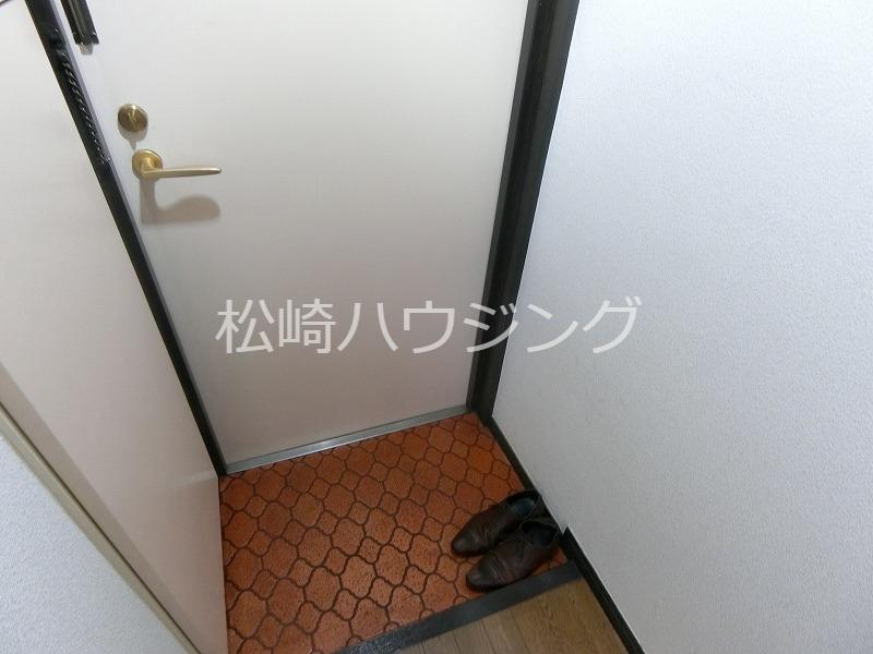 ライブコア鷺宮2階 玄関