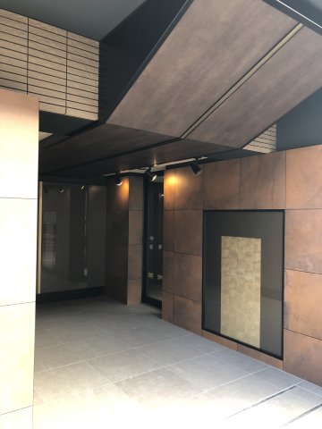 スパシエ東神奈川 エントランス