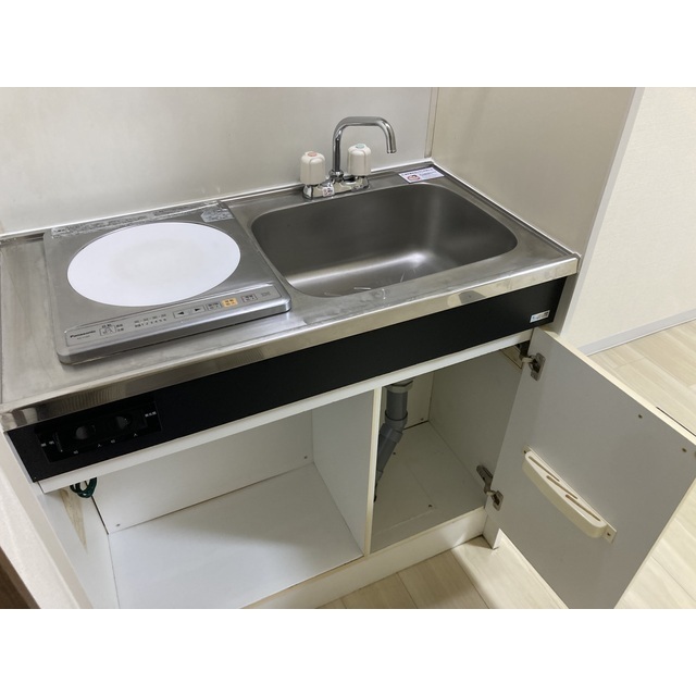 第100オーナーズビル301号室 キッチン