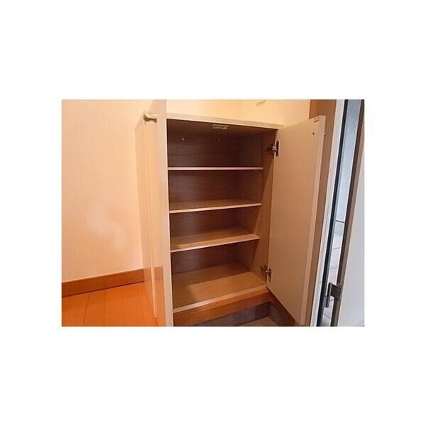 フォトン尾山台105号室 リビング