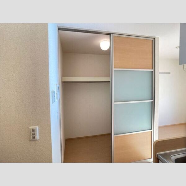 ディアコート・A101号室 クローゼット