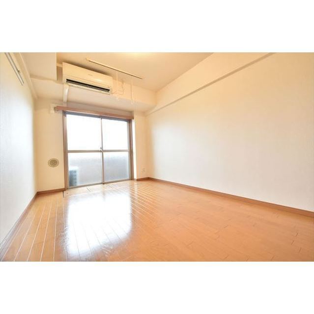 ヴェルト川口 内観