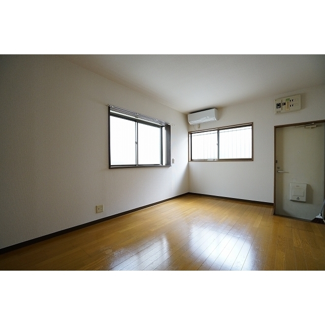 ＨＥＩＭ　ＭＩＹＡＣＨＩⅡ 居室