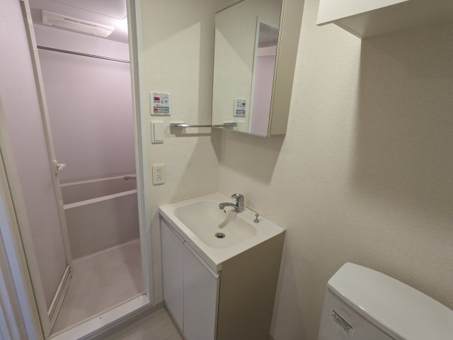 プレミアムキューブ東十条アリア803号室 洗面