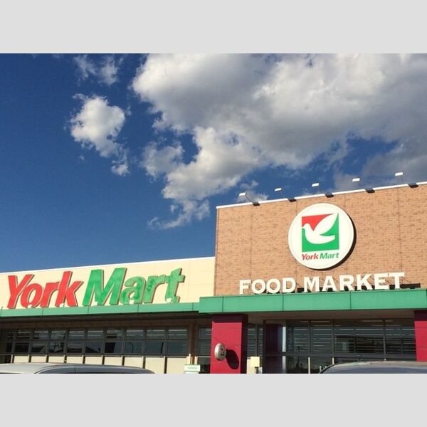 lis blanc ヨークマート　427m