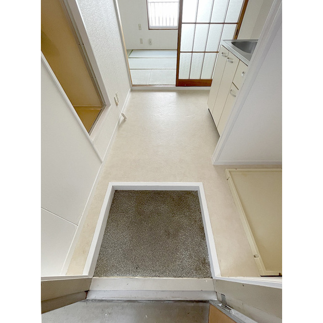 千歳ハイム203号室 玄関