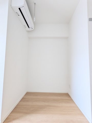 ジェイアール稲毛駅前レジデンス1101号室 リビング