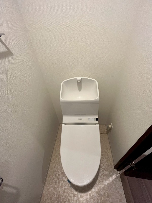 ジェノヴィア墨田八広スカイガーデン3階 トイレ