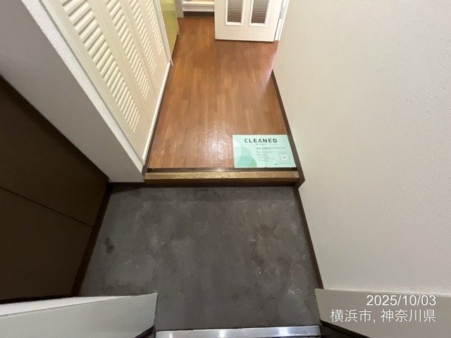 横浜平沼ダイカンプラザ三号館10階 玄関