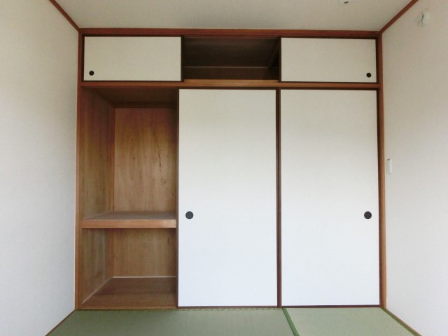 エミネンス山手台0202号室 和室　押入　※現況優先