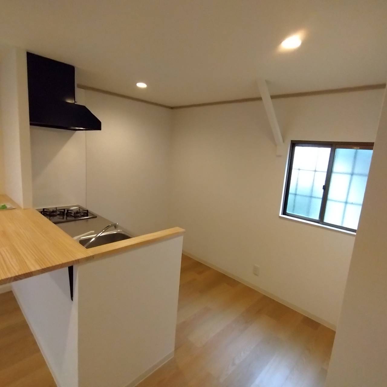 墨田区立花3丁目戸建 キッチン