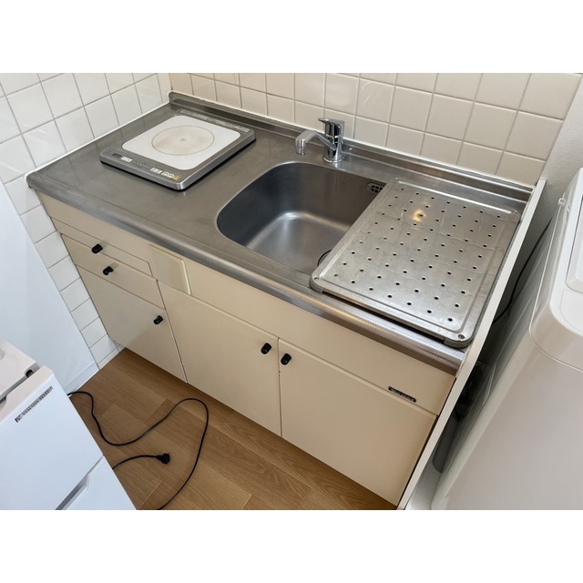 ＳＵＲＦ　ＨＯＵＳＥ212号室 内観