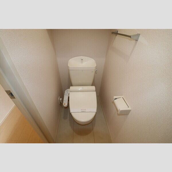 サンハイムふじ　B棟 トイレ　温水洗浄暖房便座