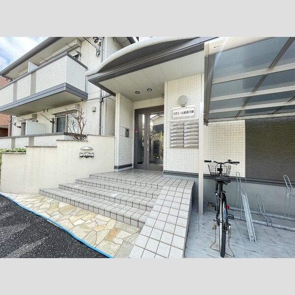 リヴェール金沢八景207号室 エントランス