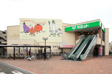 さいたま市大谷口戸建 【スーパー】サミットストア 太田窪店まで585ｍ